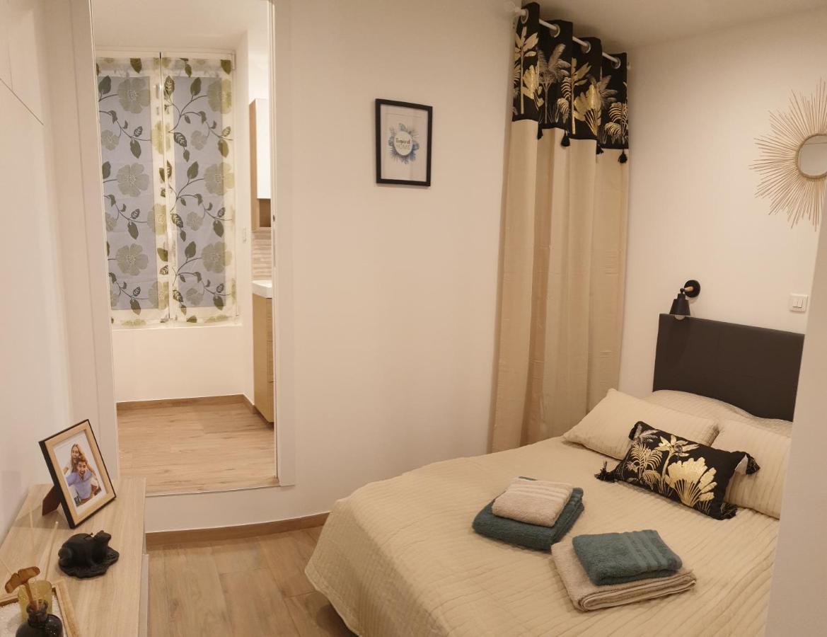Charmant Studio Avec Coin Nuit - Vieille Ville Climatise Menton Exteriér fotografie